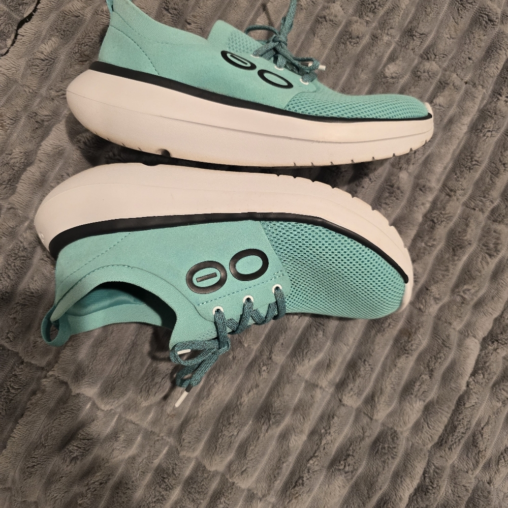 OOFOS Womens Size 8  Oomy Stride Emerald Green White - Picture 5 of 9